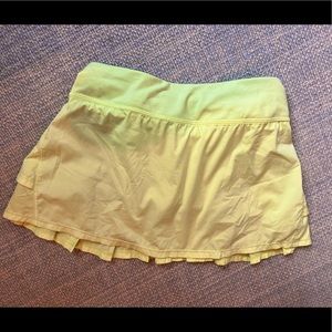 Lululemon girls youth size 14 tennis skirt. Neon yellow